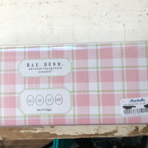 Rae Dunn set of 4 ceramic Easter eggs - Picture 2 of 6